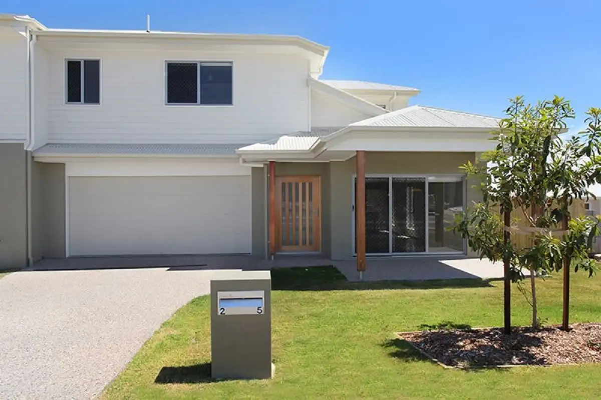 Main view of Homely semi-detached listing, 2/5 Laurina Way, Peregian Springs QLD 4573