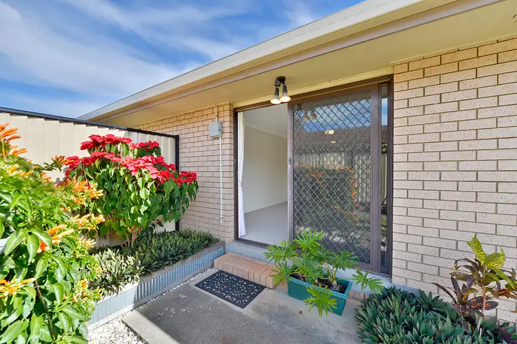 2/21 Steven Street, Redcliffe QLD 4020