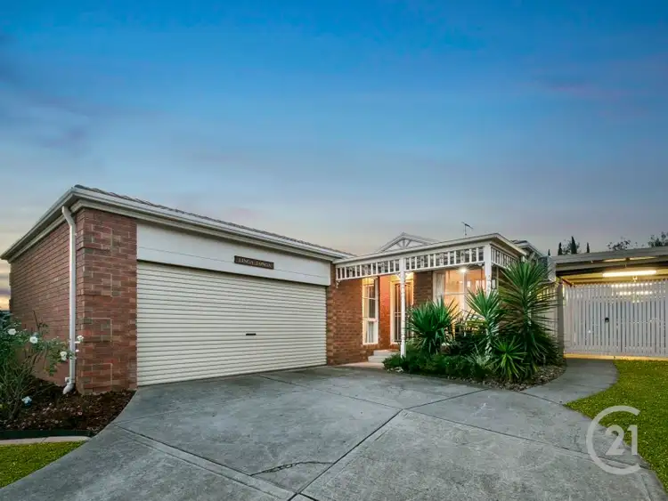 6 Villawood Place, Berwick VIC 3806