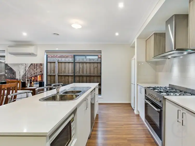 Fourth view of Homely house listing, 10 Hibiscus Street, Officer VIC 3809