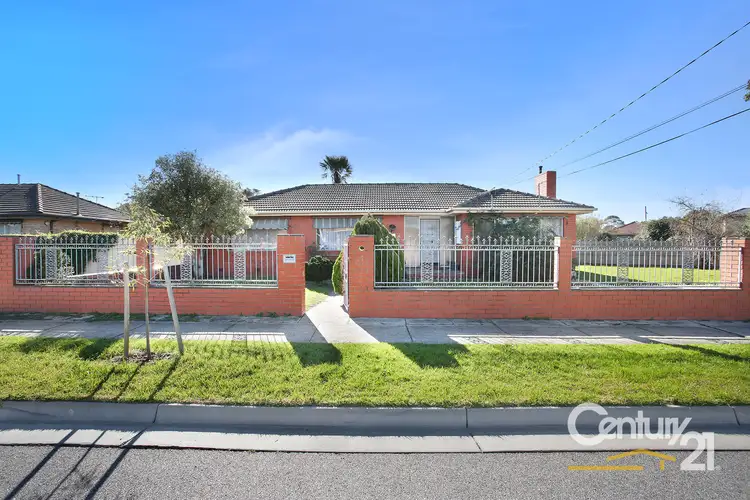 Second view of Homely house listing, 3 Oakdale Court, Springvale VIC 3171