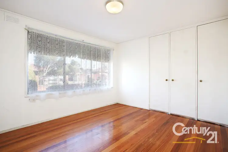 Sixth view of Homely house listing, 3 Oakdale Court, Springvale VIC 3171