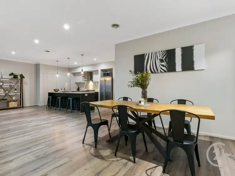 Fifth view of Homely house listing, 8 Joseph Banks Drive, Pakenham VIC 3810
