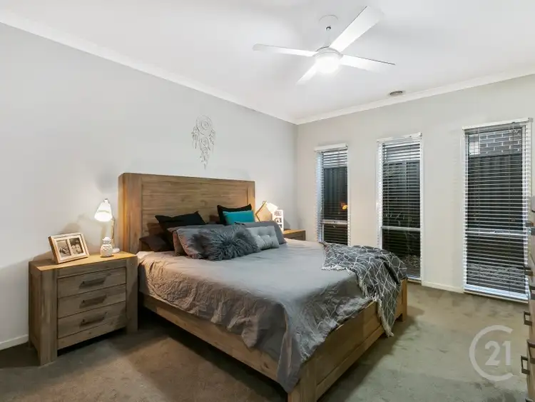 Seventh view of Homely house listing, 8 Joseph Banks Drive, Pakenham VIC 3810