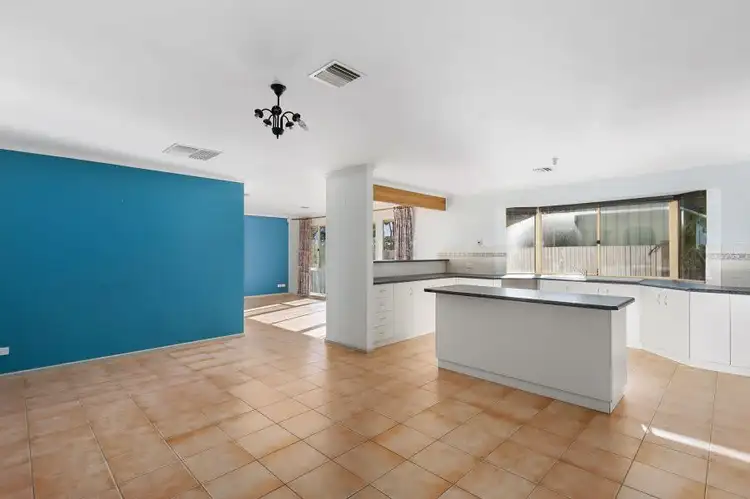 Third view of Homely house listing, 10 Bayvue Crescent, Ridgehaven SA 5097