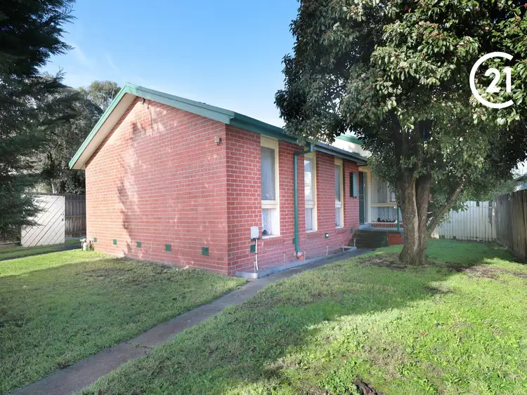 Third view of Homely house listing, 5 Plover Court, Endeavour Hills VIC 3802