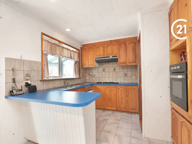 Fourth view of Homely house listing, 5 Plover Court, Endeavour Hills VIC 3802