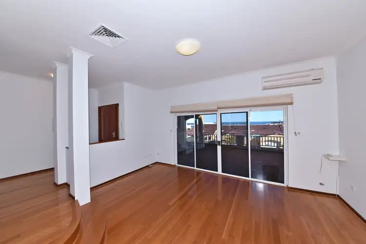 Fourth view of Homely villa listing, 9/8 Toulon Circle, Mindarie WA 6030