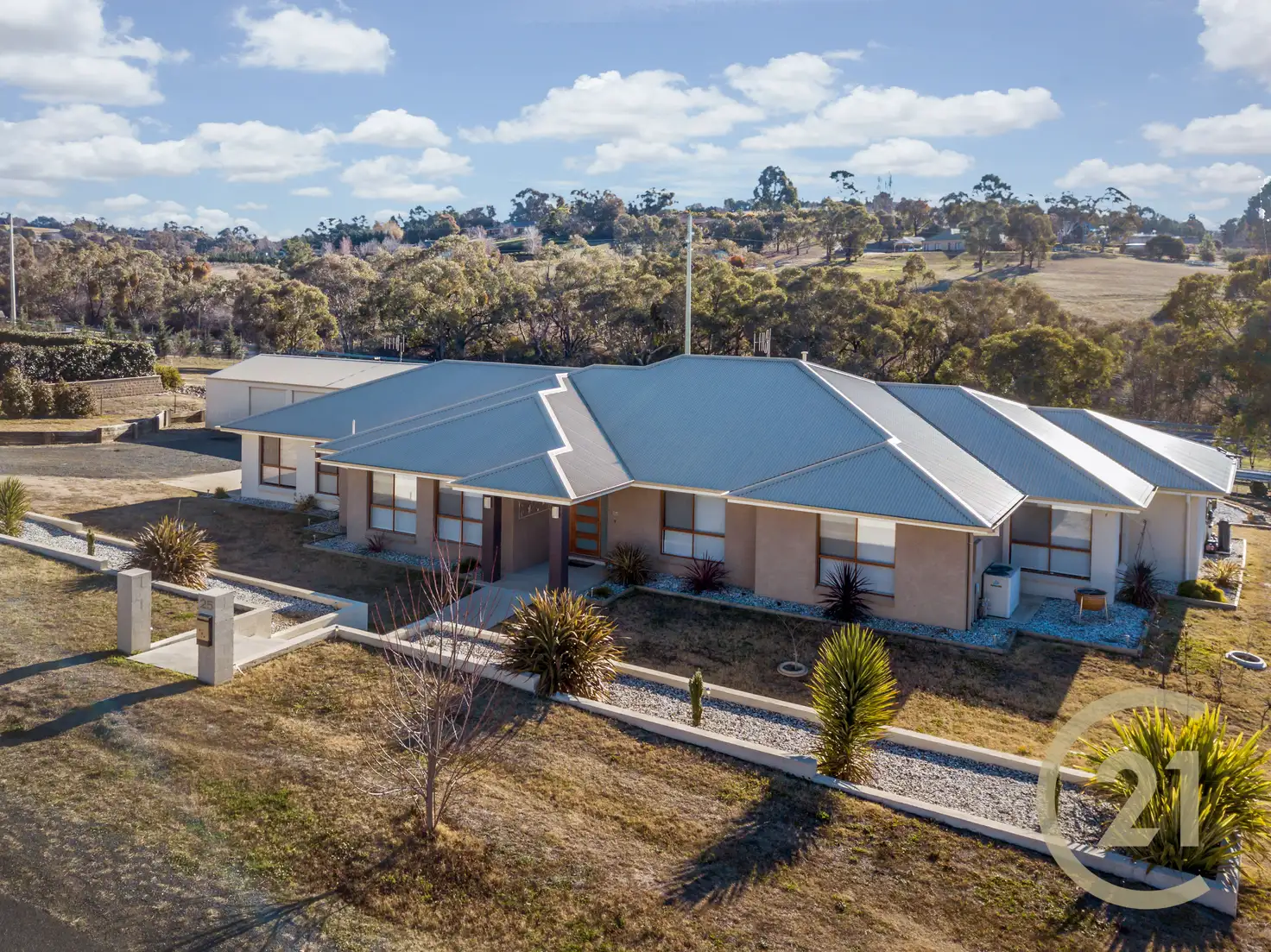 Main view of Homely house listing, 25 Robindale Court, Robin Hill NSW 2795
