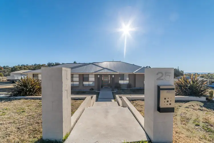 Second view of Homely house listing, 25 Robindale Court, Robin Hill NSW 2795