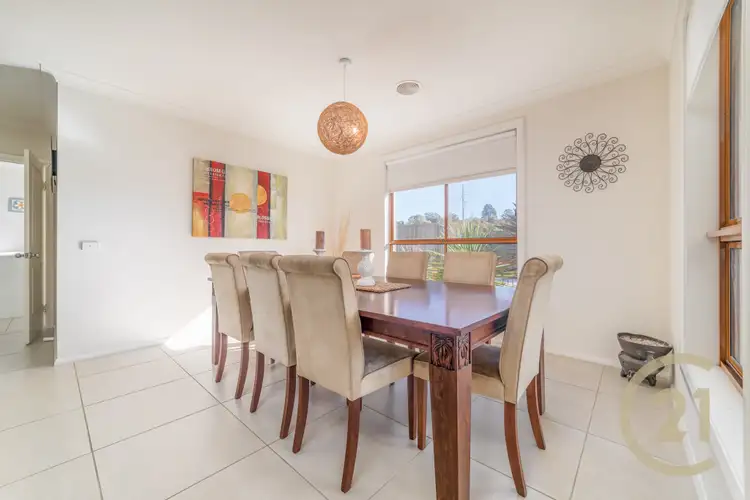 Sixth view of Homely house listing, 25 Robindale Court, Robin Hill NSW 2795