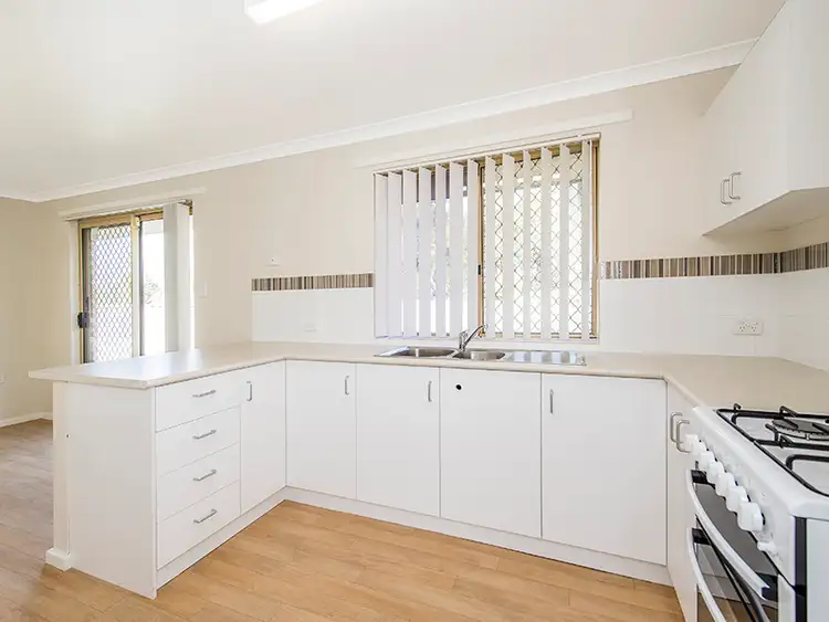 Fifth view of Homely house listing, 15 Crews Court, Withers WA 6230