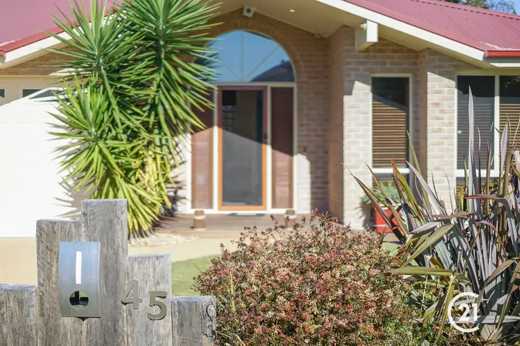 45 Oaks Avenue, Long Jetty NSW 2261