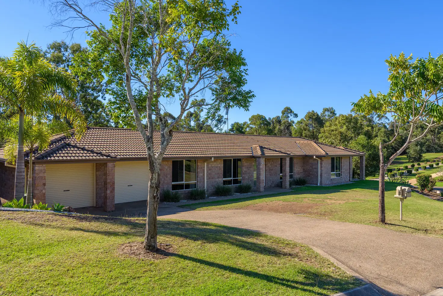 Main view of Homely house listing, 2 Deakin Court, Southside QLD 4570