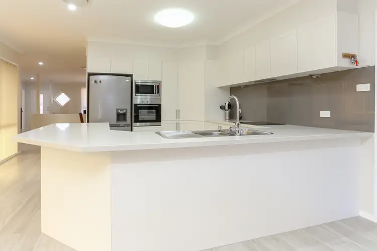 Sixth view of Homely house listing, 7 Pacific Crescent, Ashtonfield NSW 2323