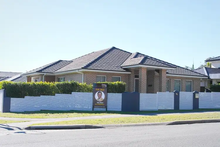 15 Fingal Street