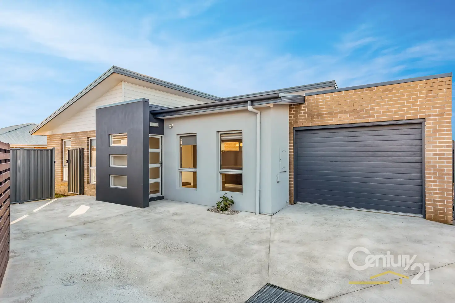 Main view of Homely unit listing, 2/205 Last Street, Latrobe TAS 7307