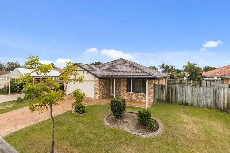 4 Ursula Place, Wynnum West QLD 4178