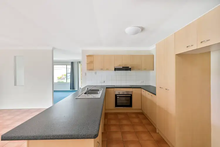 Fourth view of Homely house listing, 4 Ursula Place, Wynnum West QLD 4178