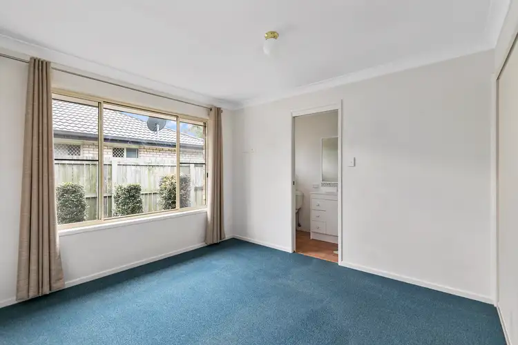 Fifth view of Homely house listing, 4 Ursula Place, Wynnum West QLD 4178