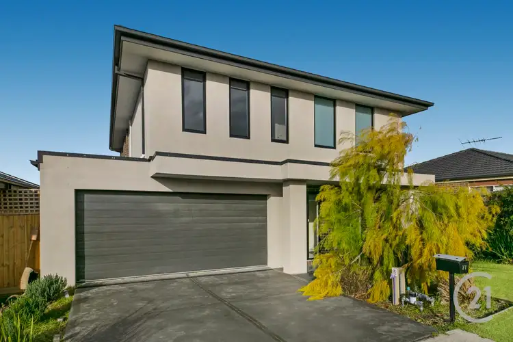 Main view of Homely house listing, 77 Belmont Crescent, Pakenham VIC 3810
