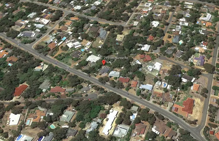 295 Lesmurdie Road, Lesmurdie WA 6076