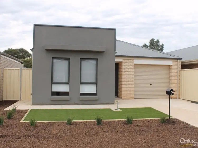4 Bivone Court