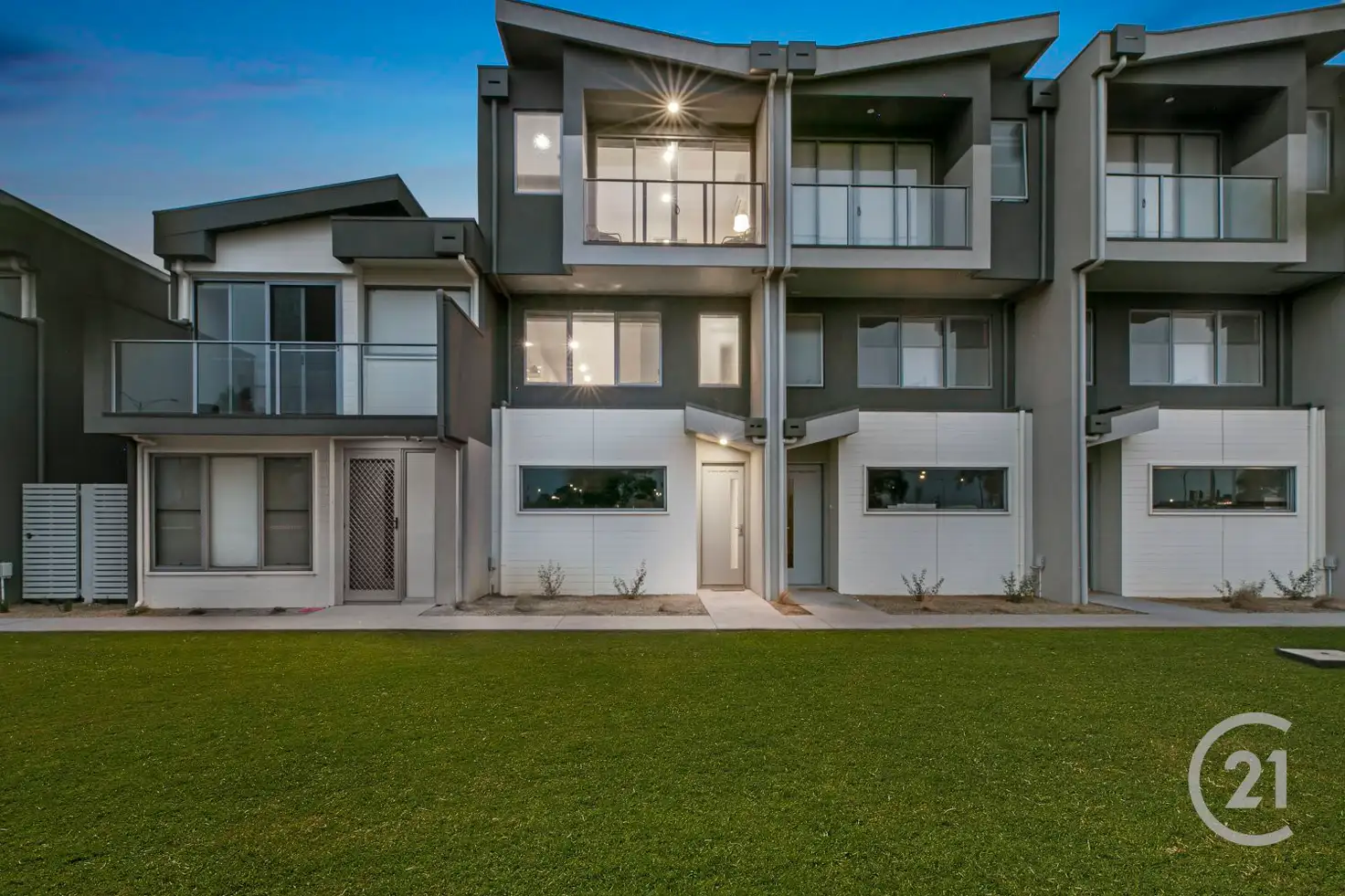 Main view of Homely house listing, 18 Topal Drive, Officer VIC 3809