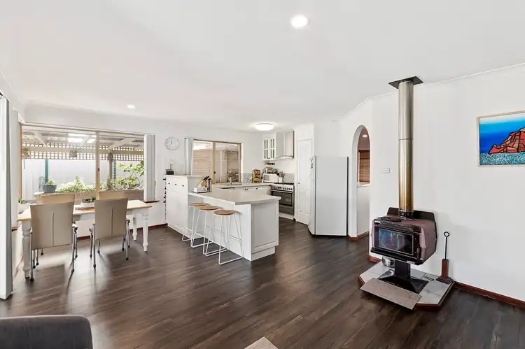 Sixth view of Homely house listing, 8 George Way, Broadwater WA 6280