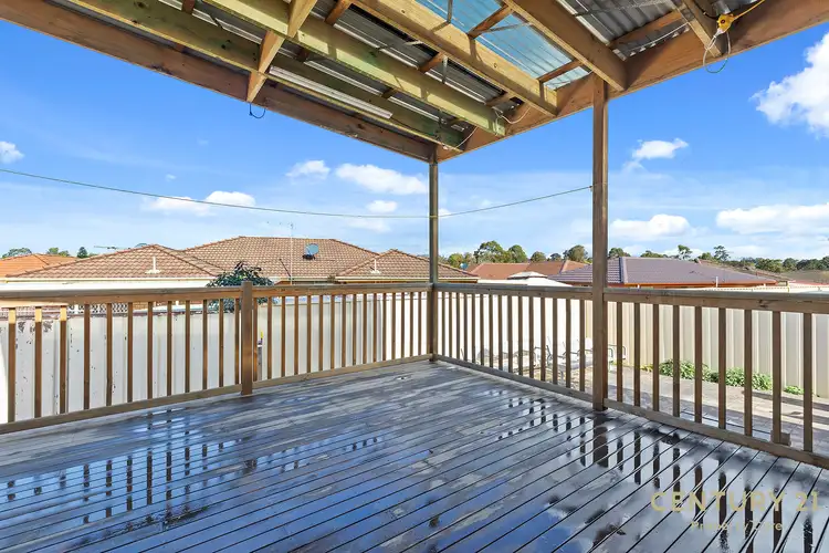 10 Campbell Close, Minto NSW 2566