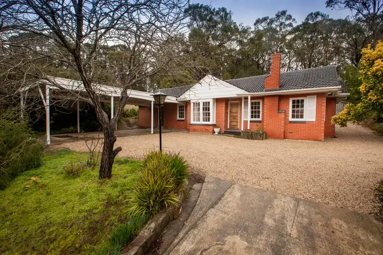 9 Castle Close, Crafers West SA 5152