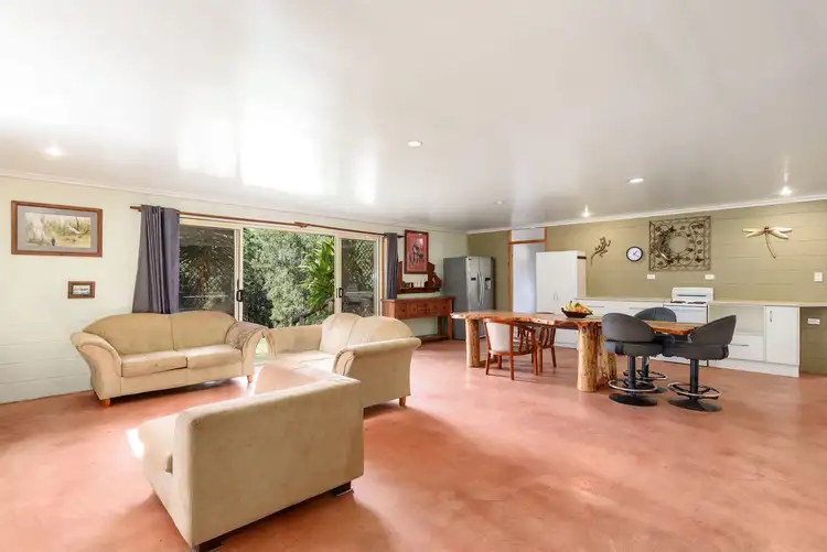 7 Edith Road, Mothar Mountain QLD 4570