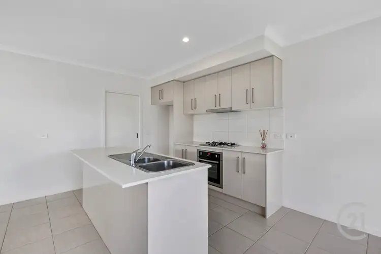 Third view of Homely house listing, 10 Fitzroy Street, Pakenham VIC 3810