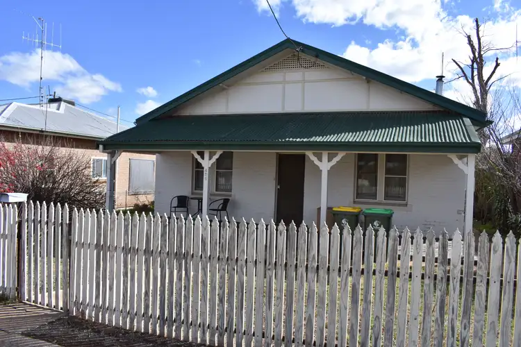 428 Clarinda Street, Parkes NSW 2870