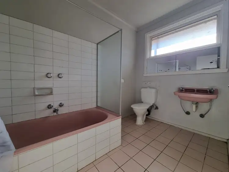 Fifth view of Homely unit listing, 2/18 Browning Avenue, Clayton South VIC 3169