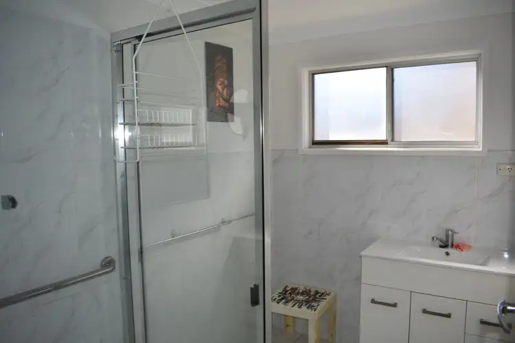 Fifth view of Homely house listing, 55 Jenalyn Crescent, Avoca QLD 4670