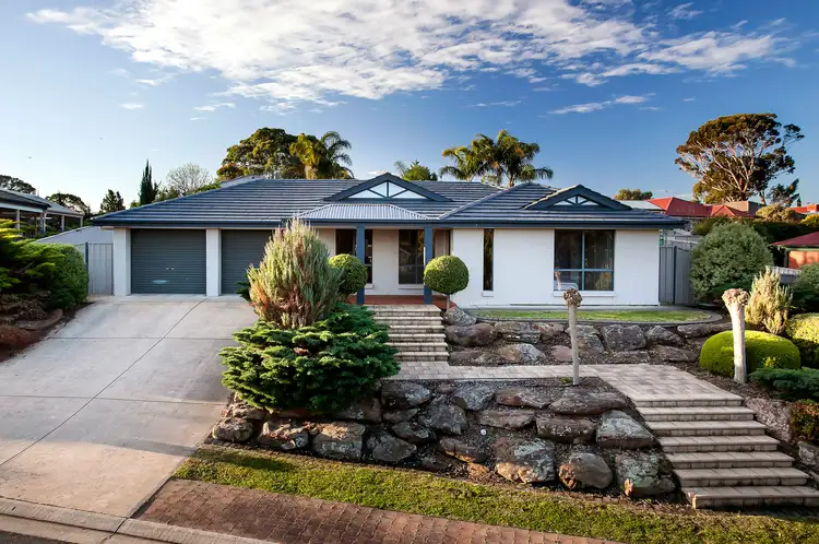 16 Wooding Avenue, Woodcroft SA 5162