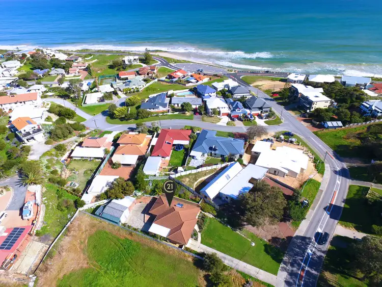 87 Leighton Road, Halls Head WA 6210