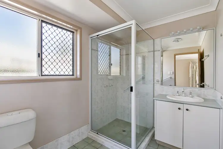 Fifth view of Homely unit listing, 4a Hursley Road, Newtown QLD 4350