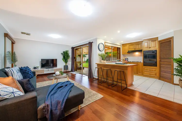 Sixth view of Homely house listing, 9 Henlow Rise, Hallam VIC 3803