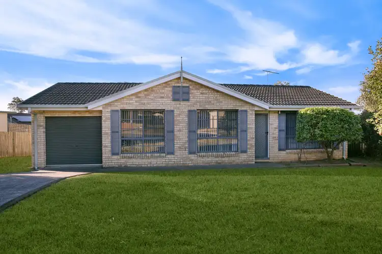 11 Burkhart Place, Minto NSW 2566