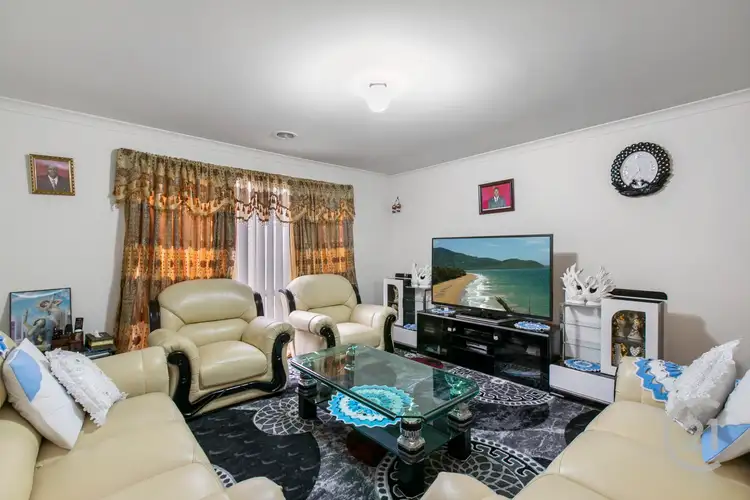 Sixth view of Homely house listing, 5 Whipbird Court, Pakenham VIC 3810