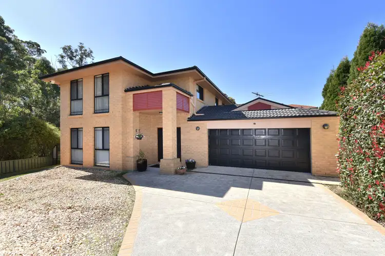 8 Morley Court, Cameron Park NSW 2285