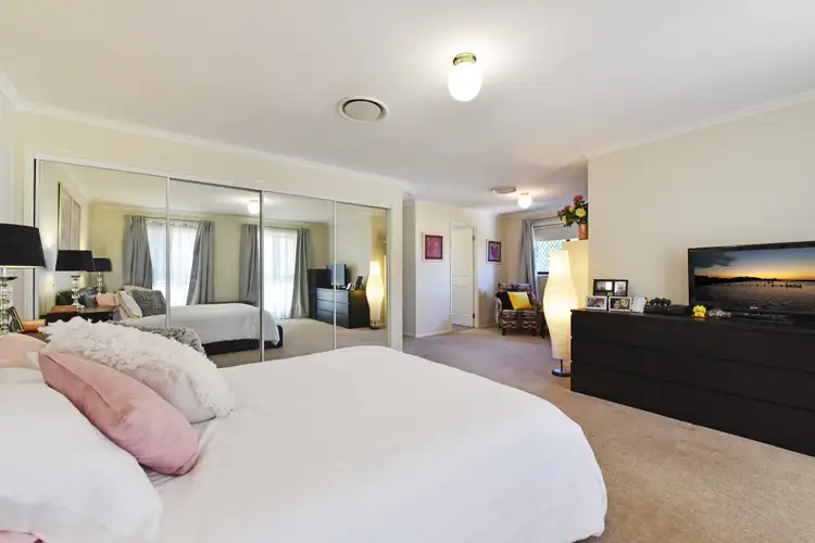 Sixth view of Homely house listing, 8 Morley Court, Cameron Park NSW 2285