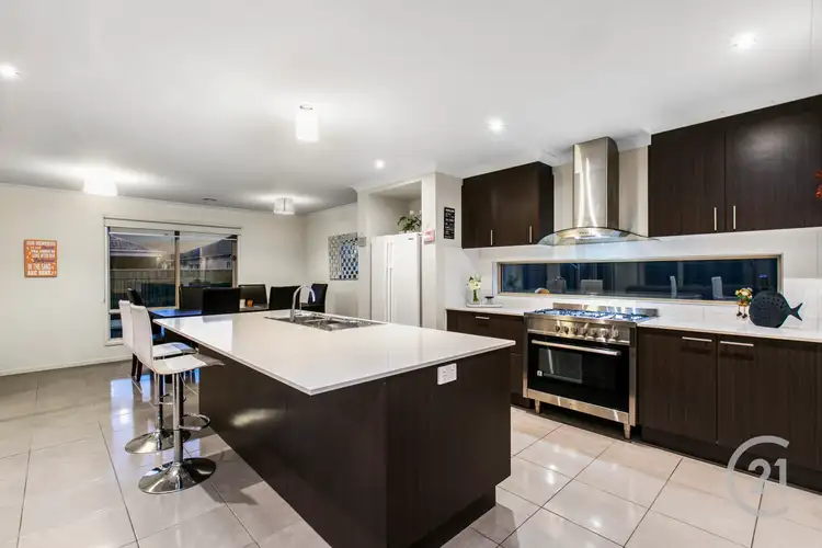 Fourth view of Homely house listing, 39 Dusseldorp Avenue, Pakenham VIC 3810