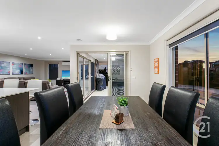 Sixth view of Homely house listing, 39 Dusseldorp Avenue, Pakenham VIC 3810