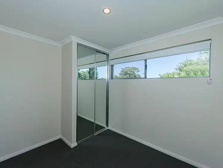 Fifth view of Homely apartment listing, 5/358 Hardey Road, Cloverdale WA 6105