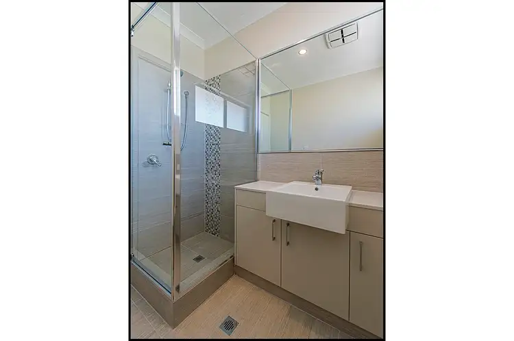 Seventh view of Homely apartment listing, 5/358 Hardey Road, Cloverdale WA 6105