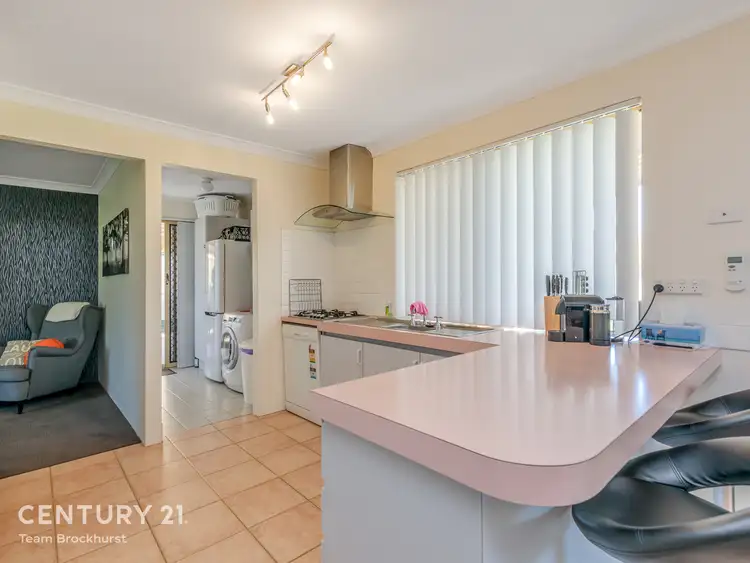 Sixth view of Homely house listing, 7 Lorikeet Way, Gosnells WA 6110