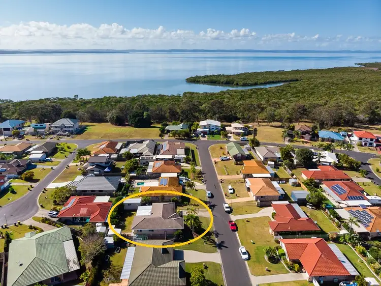 Second view of Homely house listing, 7 SONDER STREET, Urangan QLD 4655
